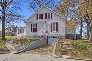 706 NELSON DRIVE, Jefferson City, MO 65101