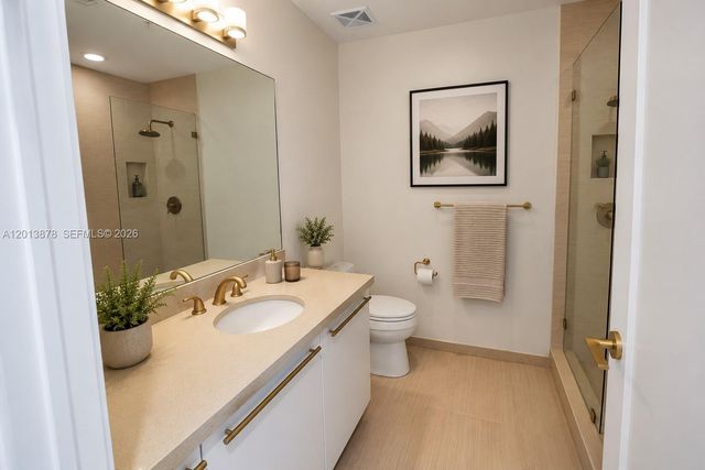 7930 East Dr 506, North Bay Village, FL 33141