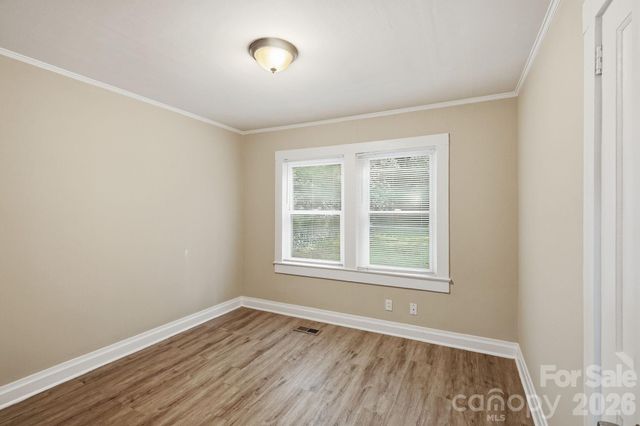 2955 Amay James Avenue, Charlotte, NC 28208