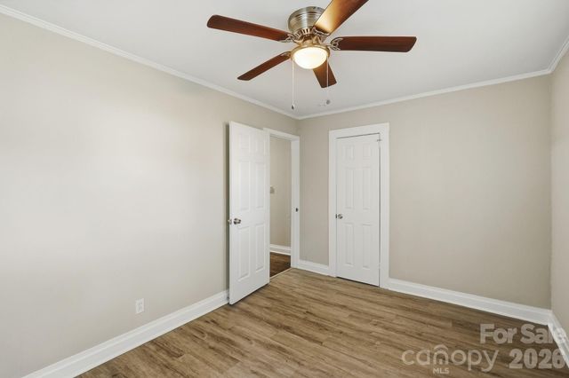 2955 Amay James Avenue, Charlotte, NC 28208
