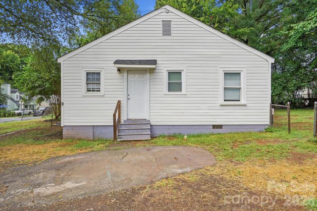 2955 Amay James Avenue, Charlotte, NC 28208