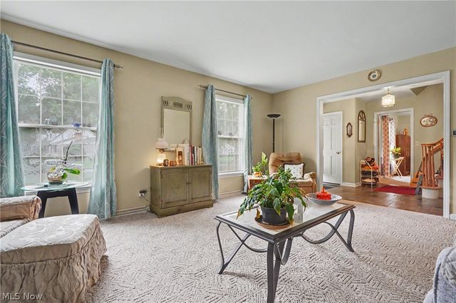 553 N Briarcliff Drive, Canfield, OH 44406