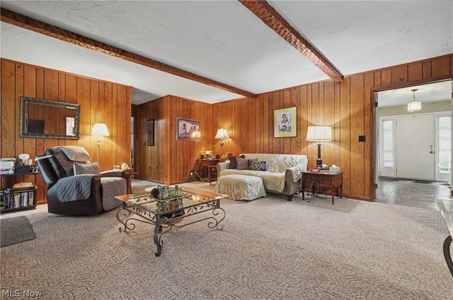 553 N Briarcliff Drive, Canfield, OH 44406