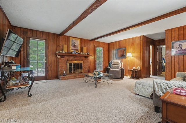 553 N Briarcliff Drive, Canfield, OH 44406