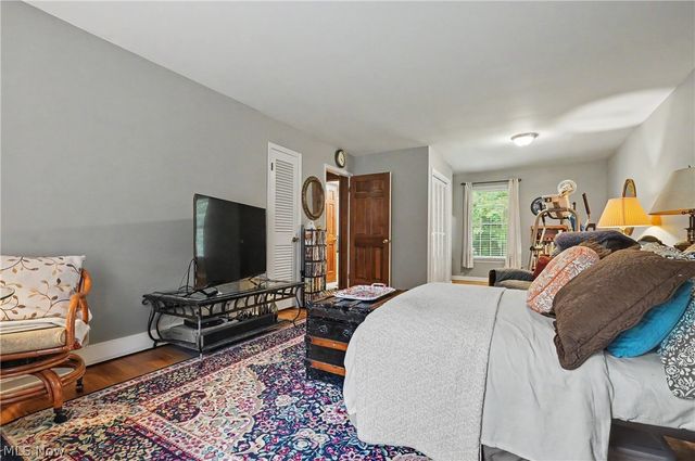 553 N Briarcliff Drive, Canfield, OH 44406