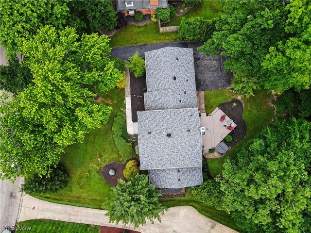 553 N Briarcliff Drive, Canfield, OH 44406