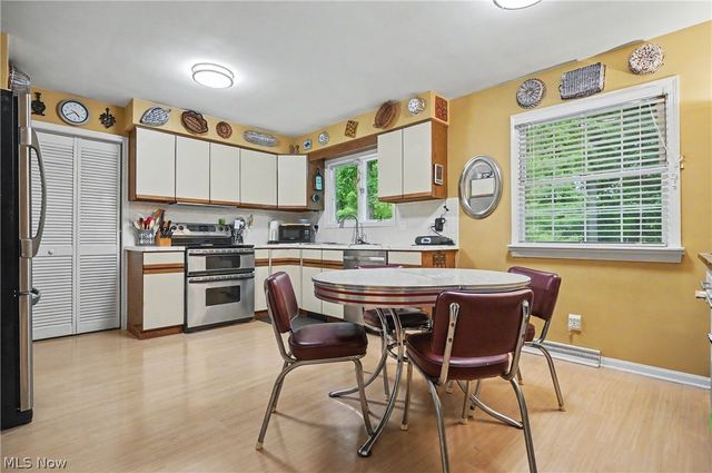 553 N Briarcliff Drive, Canfield, OH 44406