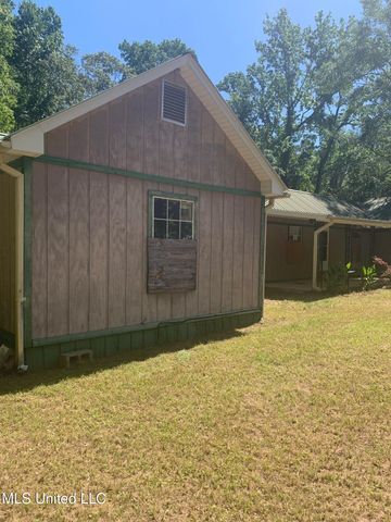 1002 Poplar Springs Road, Hazlehurst, MS 39083
