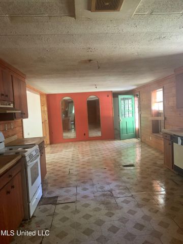 1002 Poplar Springs Road, Hazlehurst, MS 39083