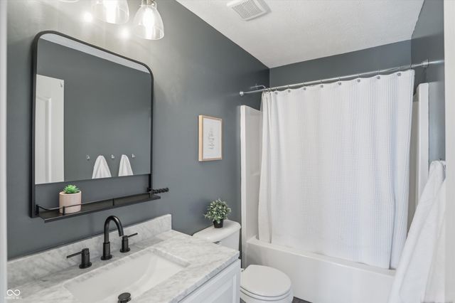 1446 Esprit Drive, Carmel, IN 46074