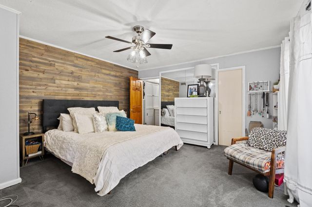 336 Kirk Avenue, Pottsboro, TX 75076