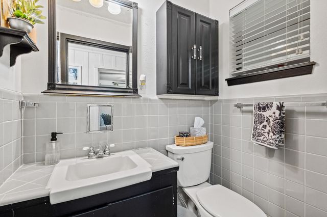 336 Kirk Avenue, Pottsboro, TX 75076