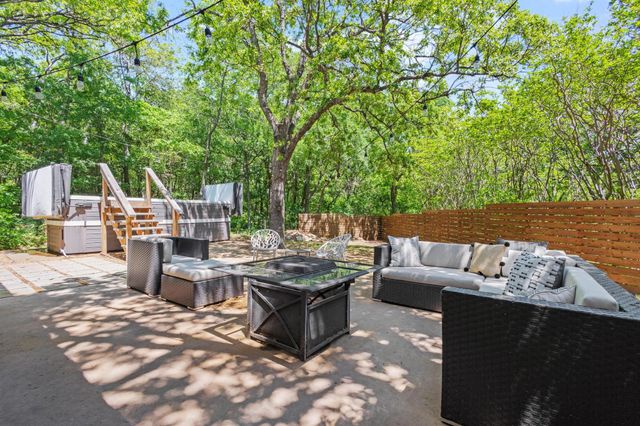 336 Kirk Avenue, Pottsboro, TX 75076