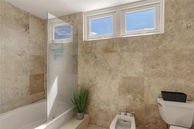 15 PRINCIPAL, Guaynabo, PR 00969