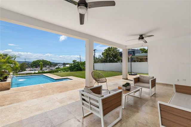 15 PRINCIPAL, Guaynabo, PR 00969