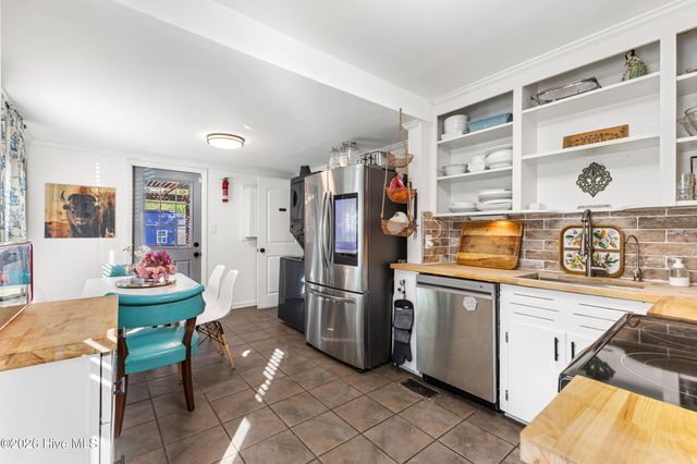 2042 Jackson Street, Wilmington, NC 28401