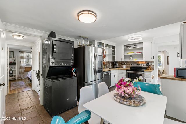 2042 Jackson Street, Wilmington, NC 28401