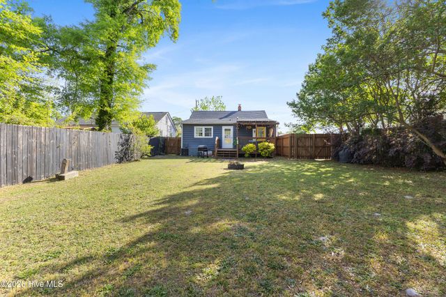 2042 Jackson Street, Wilmington, NC 28401