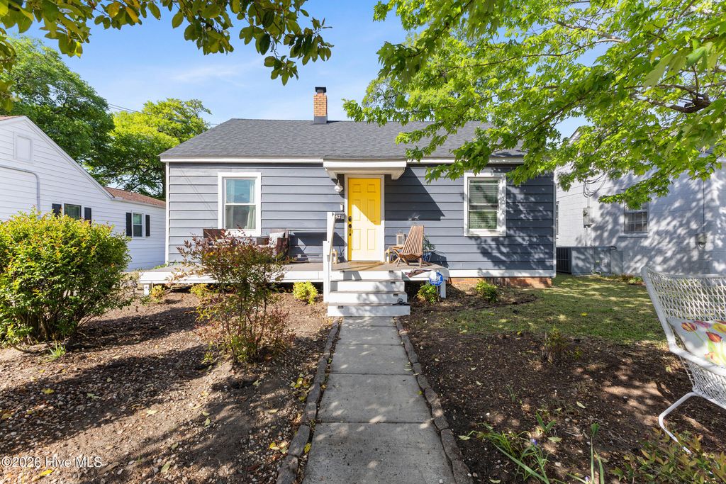 2042 Jackson Street, Wilmington, NC 28401