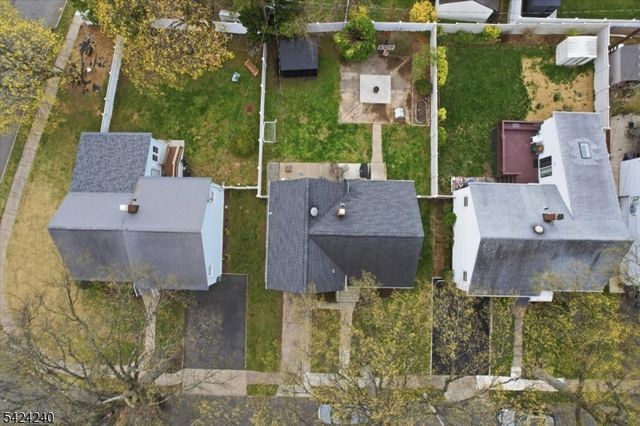 51 Albert Ter, Bloomfield Twp., NJ 07003