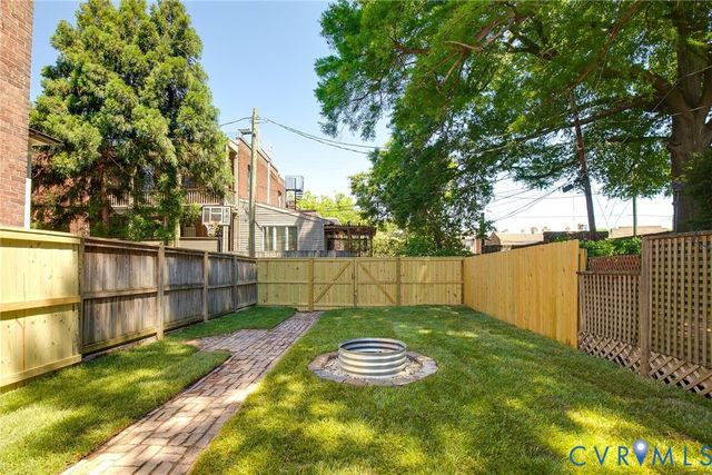2216 Grove Ave, Richmond, VA 23220