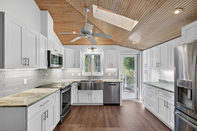 6851 LONGBOAT DRIVE S, Longboat Key, FL 34228