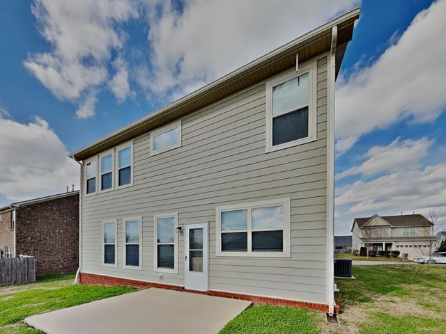 4937 Kingdom Dr, Murfreesboro, TN 37128