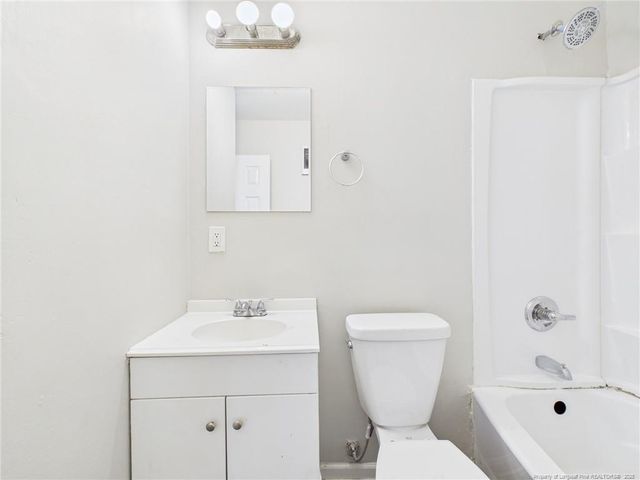 927 Fiske Drive, Fayetteville, NC 28311