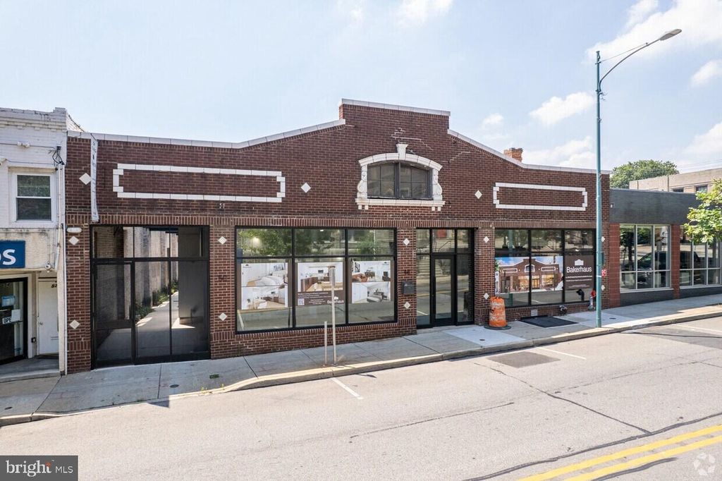 48-50 E BALTIMORE AVE, Lansdowne, PA 19050