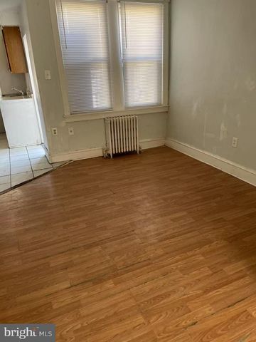 2073 CARVER ST, Philadelphia, PA 19124