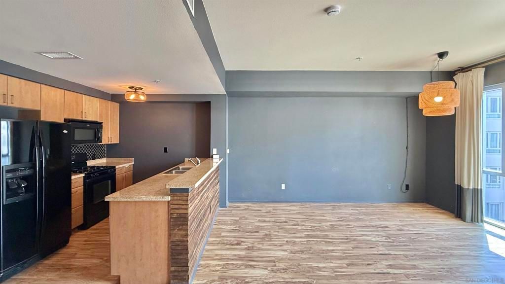 445 Island Ave 504, San Diego, CA 92101 — photo 2