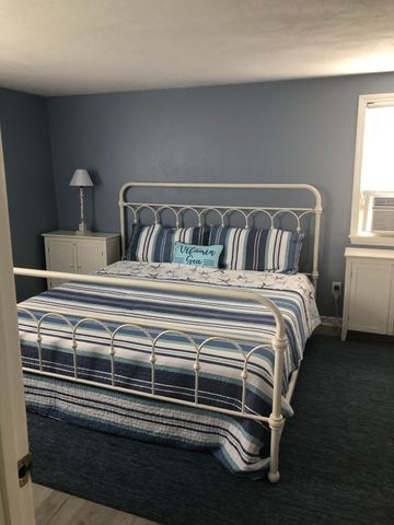 134 Genevieve Ln year round, Marshfield, MA 02050