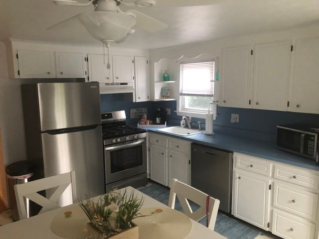 134 Genevieve Ln year round, Marshfield, MA 02050
