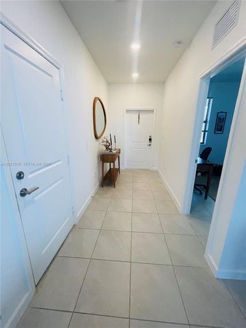 11942 SW 239th St, Homestead, FL 33032