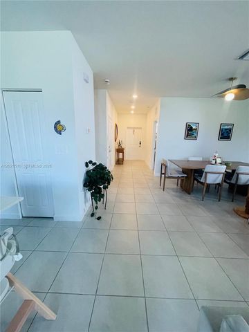 11942 SW 239th St, Homestead, FL 33032