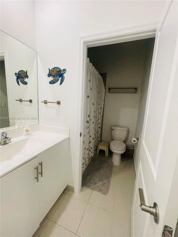 11942 SW 239th St, Homestead, FL 33032