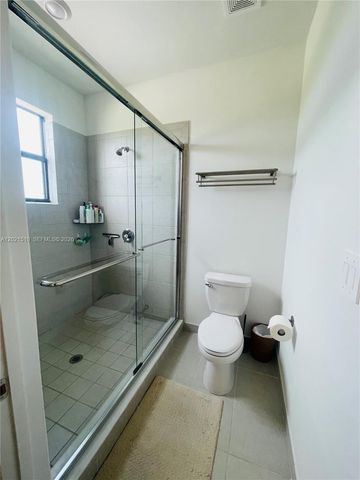 11942 SW 239th St, Homestead, FL 33032