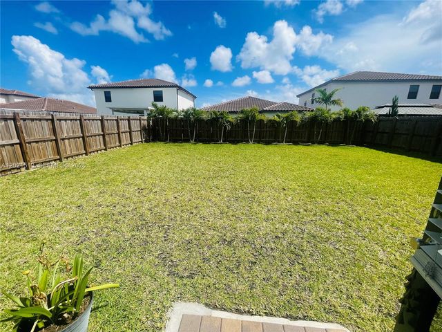 11942 SW 239th St, Homestead, FL 33032
