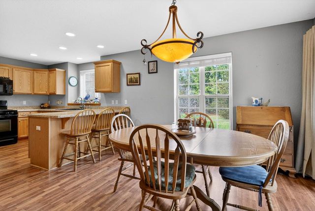 760 Mill Pond ROAD, Dousman, WI 53118