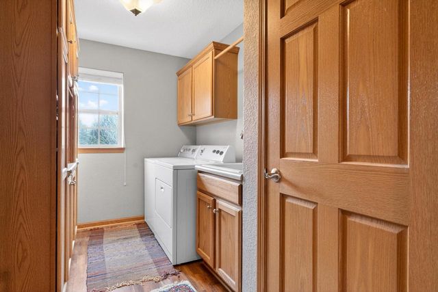 760 Mill Pond ROAD, Dousman, WI 53118