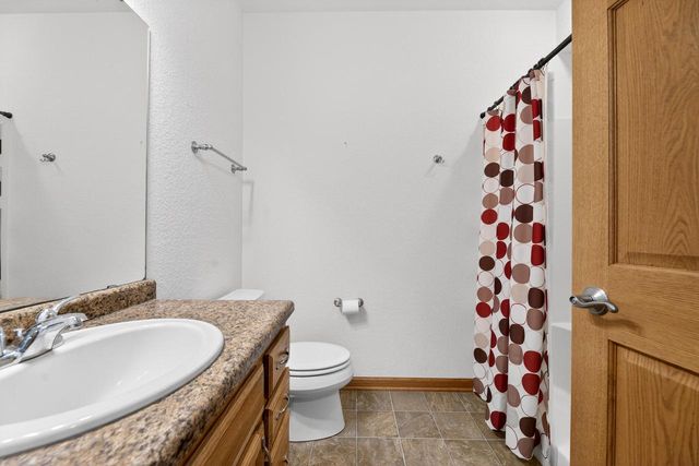 760 Mill Pond ROAD, Dousman, WI 53118