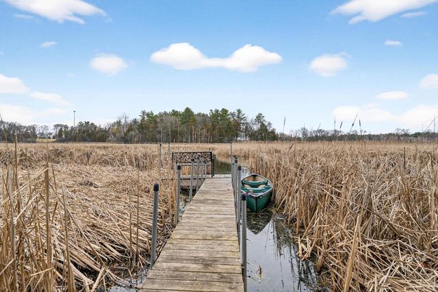 760 Mill Pond ROAD, Dousman, WI 53118