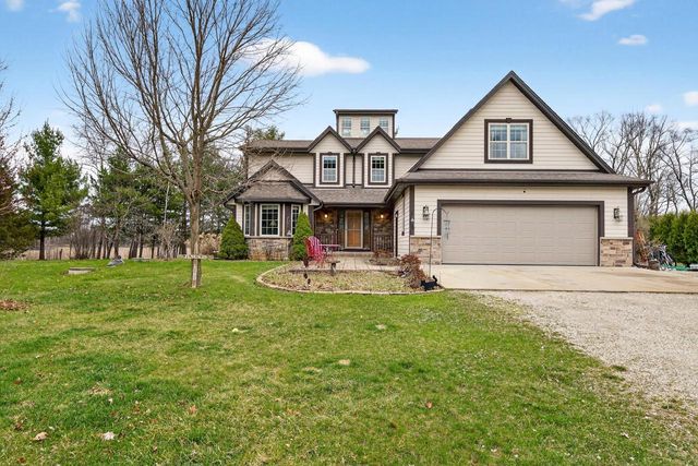 760 Mill Pond ROAD, Dousman, WI 53118