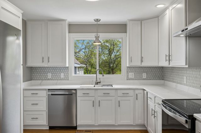 207 Donna Dr, Madison, TN 37115
