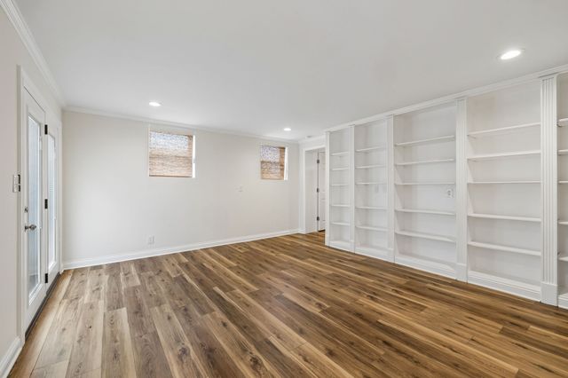 207 Donna Dr, Madison, TN 37115