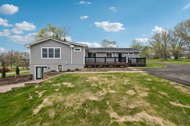 207 Donna Dr, Madison, TN 37115