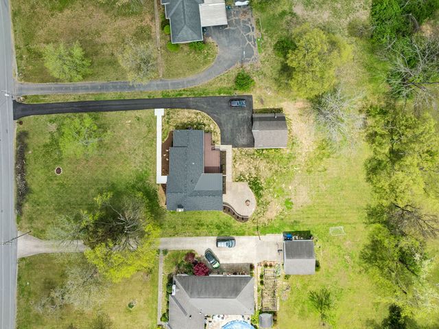 207 Donna Dr, Madison, TN 37115