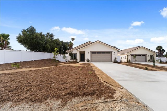 9263 Duncan Avenue, Riverside, CA 92503