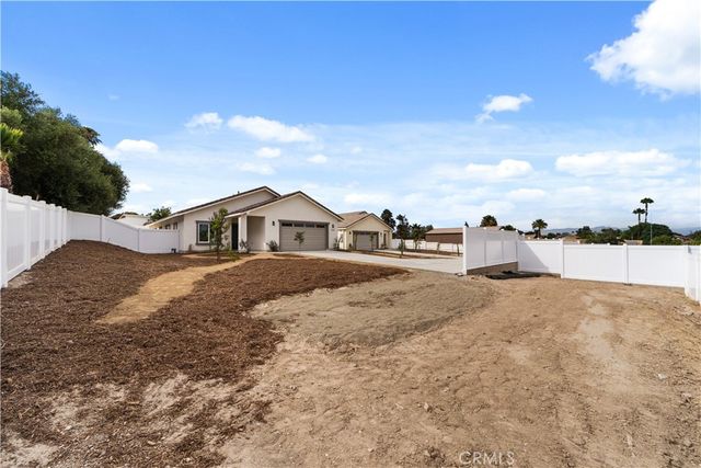 9263 Duncan Avenue, Riverside, CA 92503