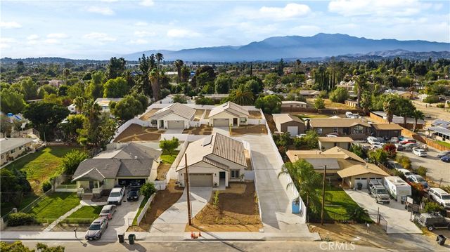 9263 Duncan Avenue, Riverside, CA 92503